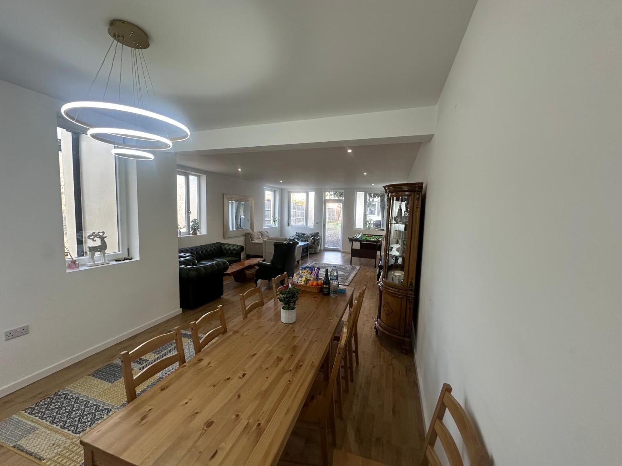 North London A Spacious 7 Bedroom House Accommodating Up To 18 People Complete With Own Gym And Table Tennis Екстер'єр фото