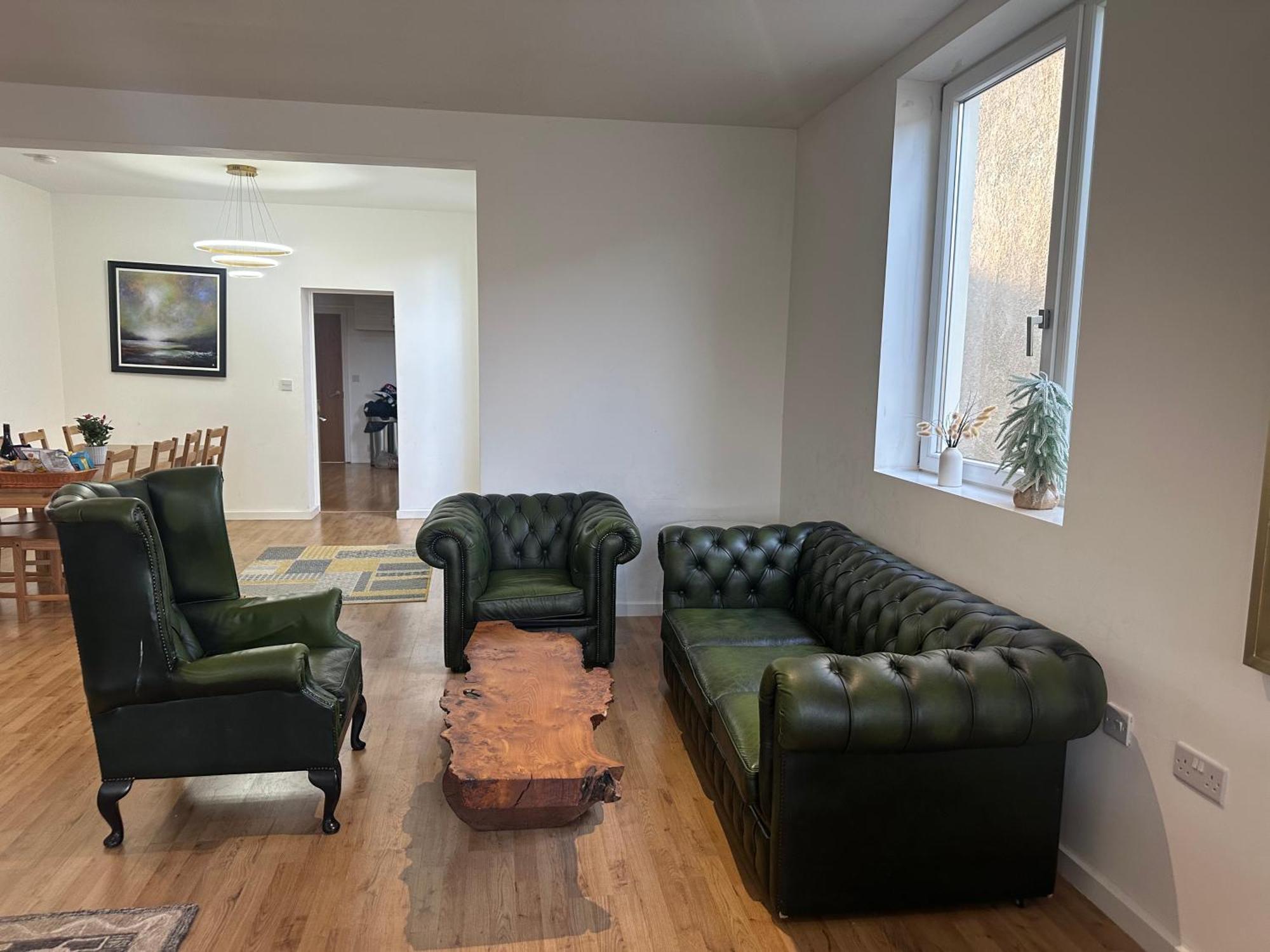 North London A Spacious 7 Bedroom House Accommodating Up To 18 People Complete With Own Gym And Table Tennis Екстер'єр фото